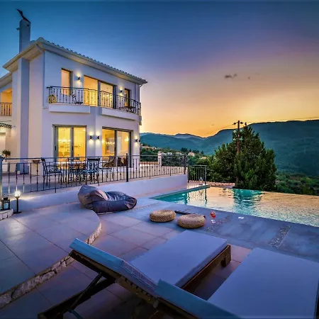 Villa Skyfall