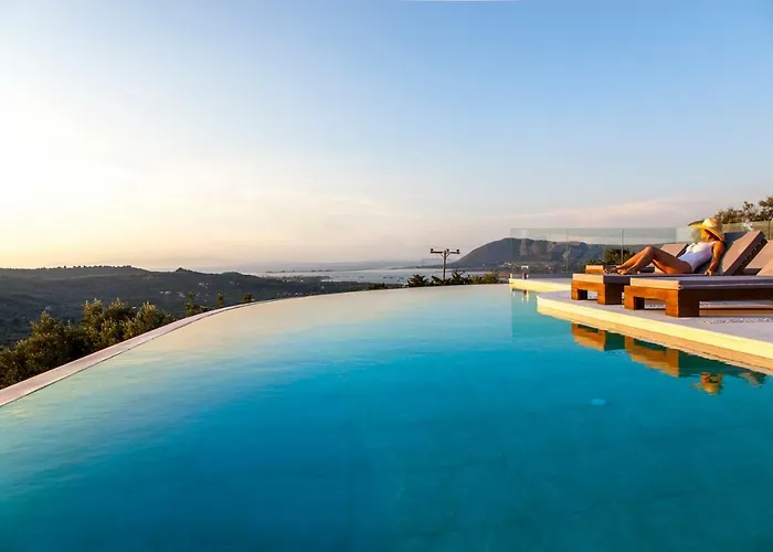Skyfall Villa *