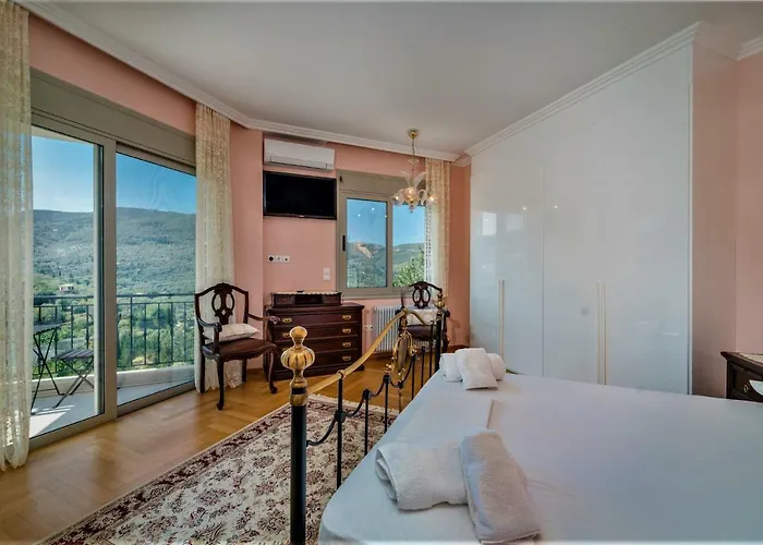 Skyfall Villa *